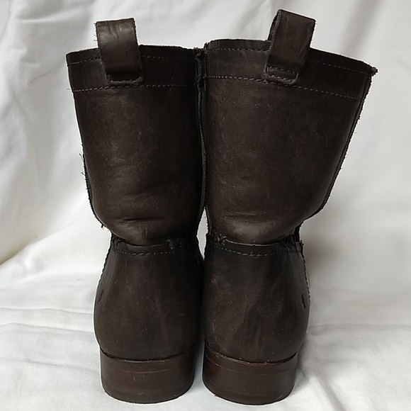 Frye Anna Short Leather Boots - Picture 4 of 8